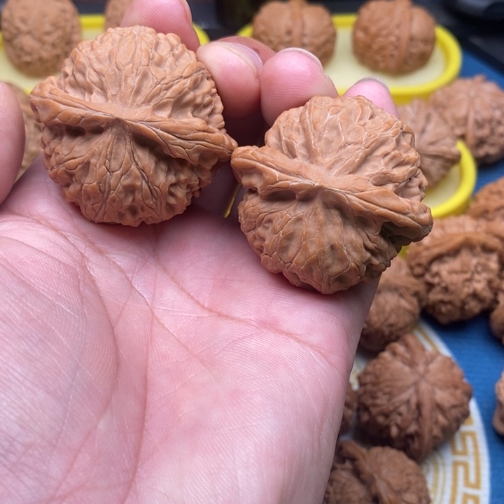 核桃手串/手链玉玺狮子头44尺