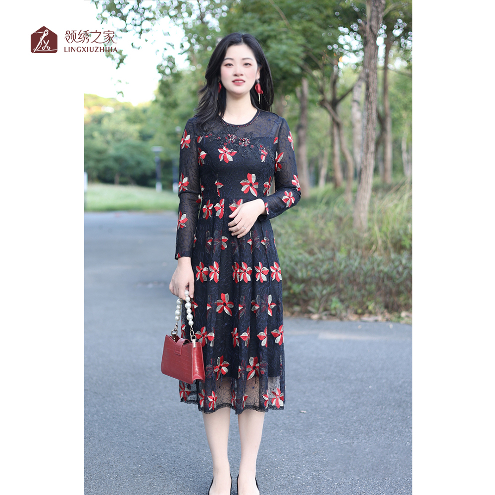 长袖刺绣连衣裙碎花妈妈装#L800744H时尚洋气显瘦气质
