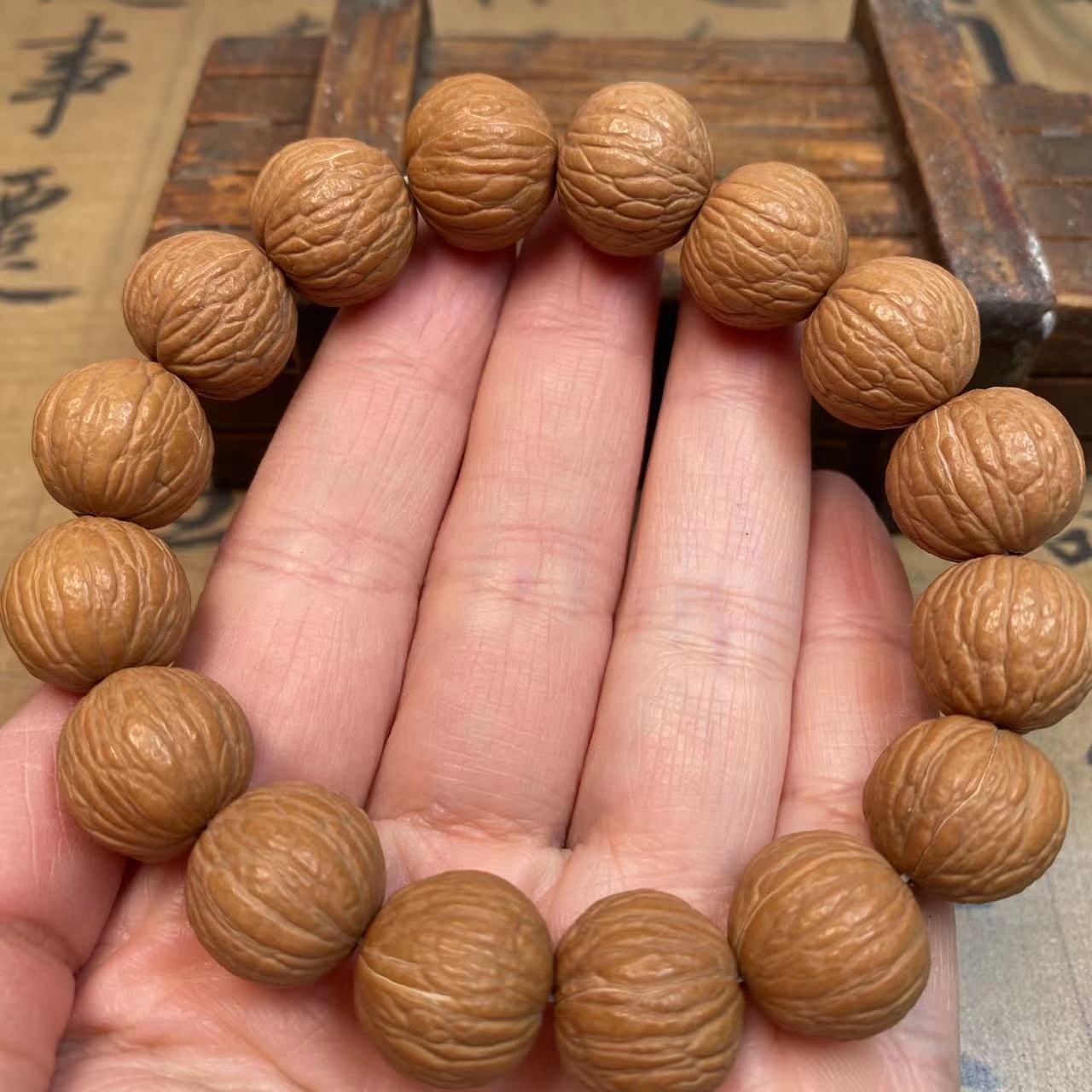 猴头核桃文玩核雕手串圈凤羽手串