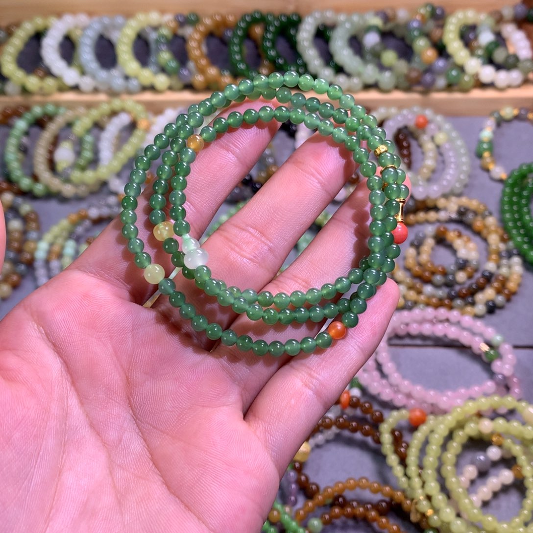 和田玉未镶嵌手链