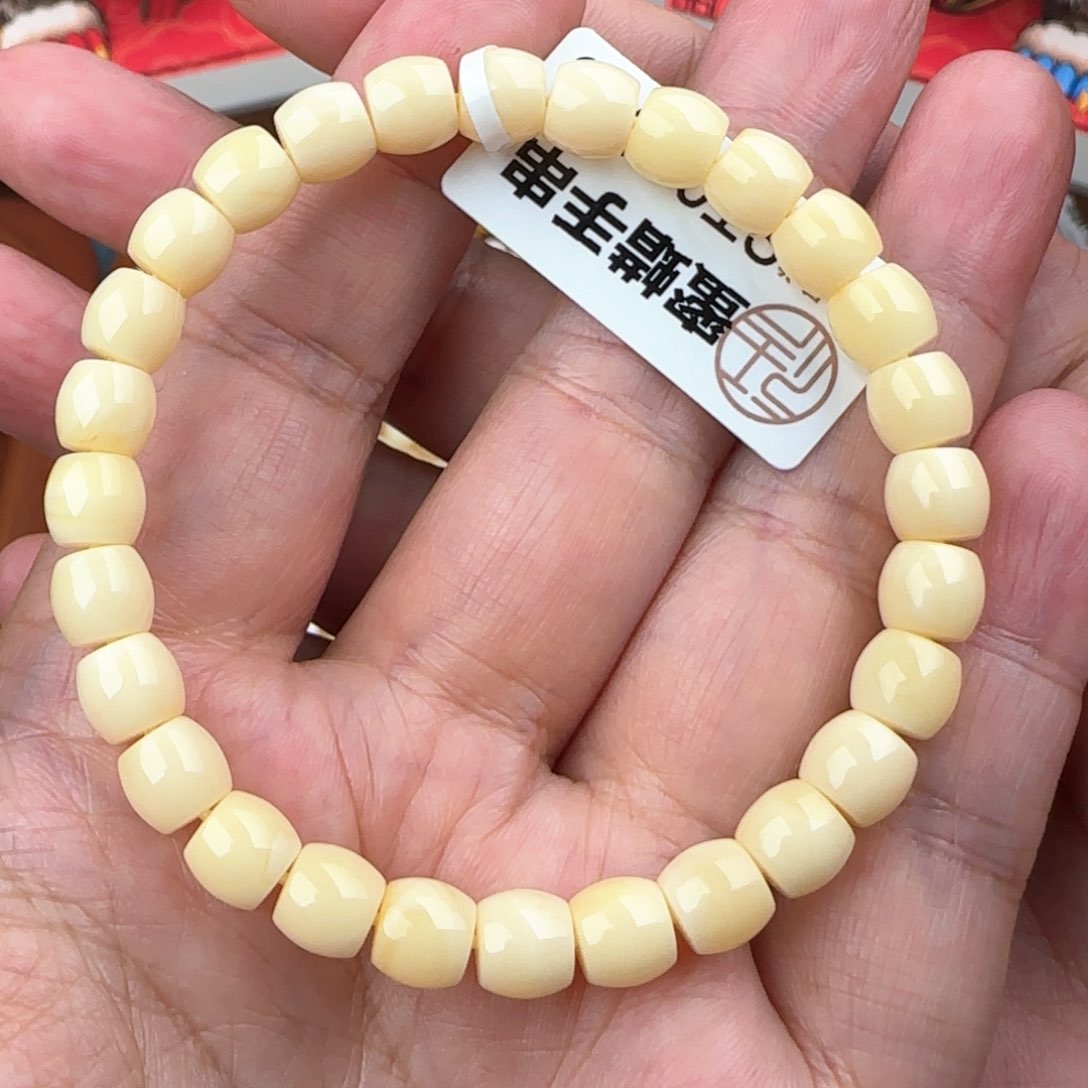 琥珀手链未镶嵌7咪