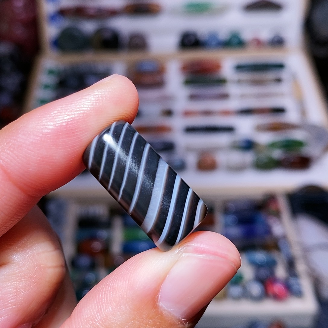 玛瑙吊坠未镶嵌….