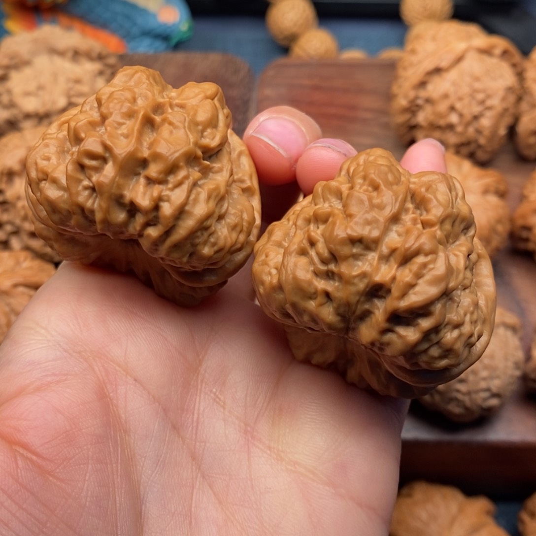 文玩核桃把件42四开背肌肉蛙，精配毕业对