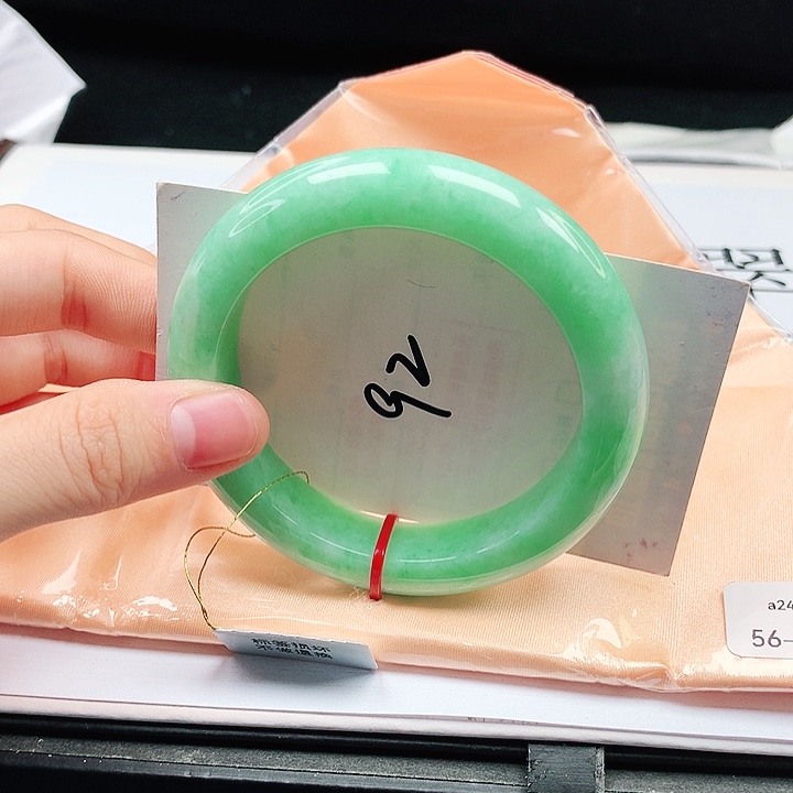 翡翠手镯未镶嵌缅甸天然a货手镯56