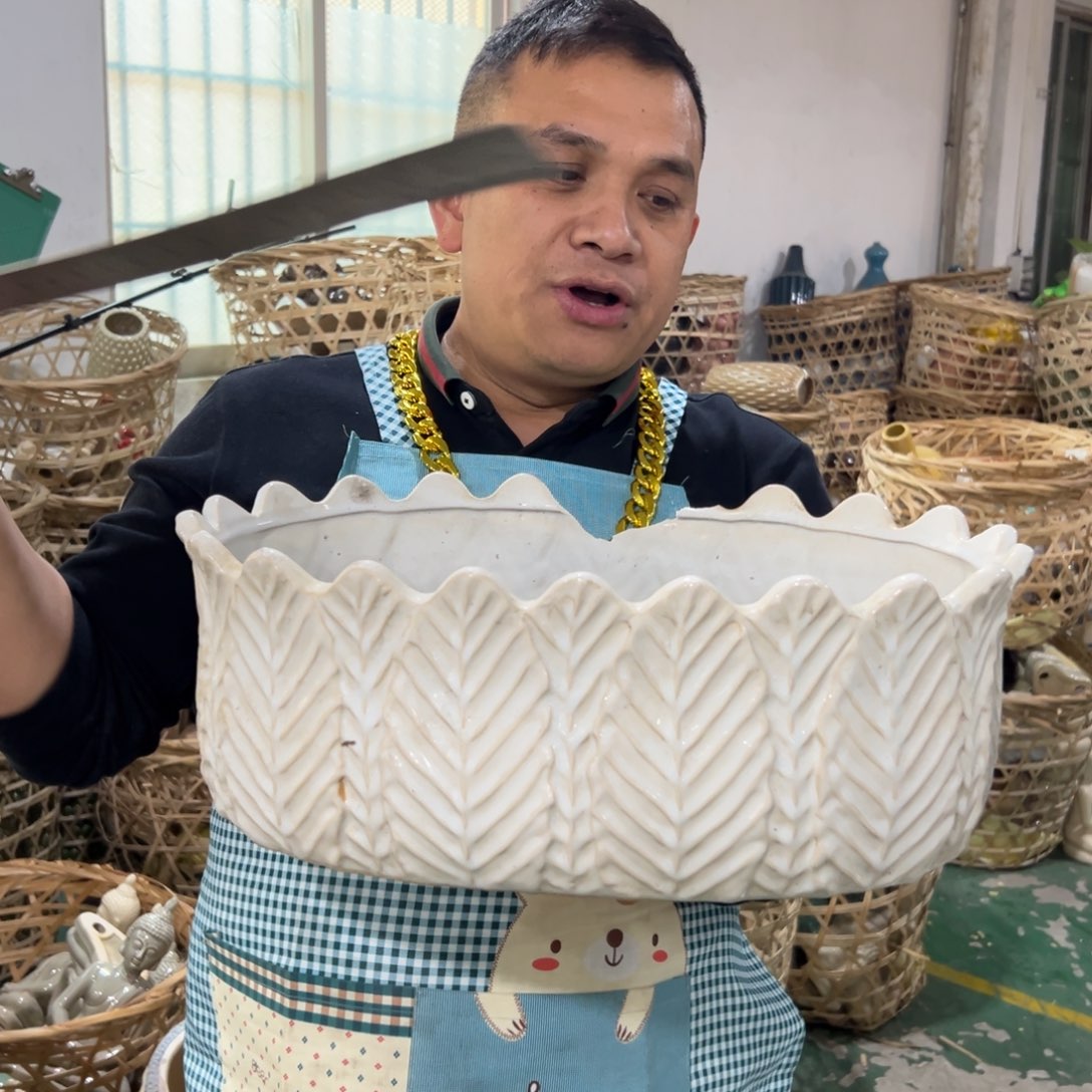 摆件36 号高中低温陶瓷瓶（部分微瑕）