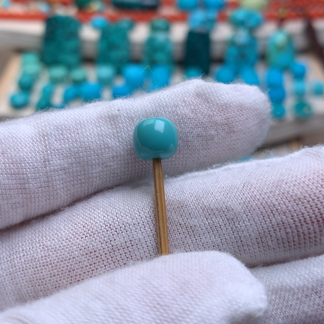 潜***化绿松石未镶嵌珠宝奇石