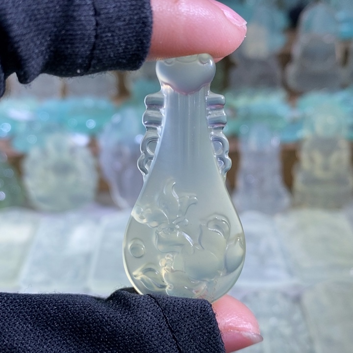 岫玉吊坠未镶嵌吊坠