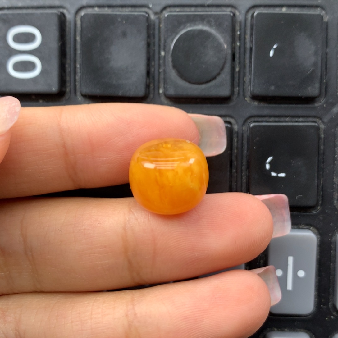 琥珀未镶嵌珠宝奇石13m