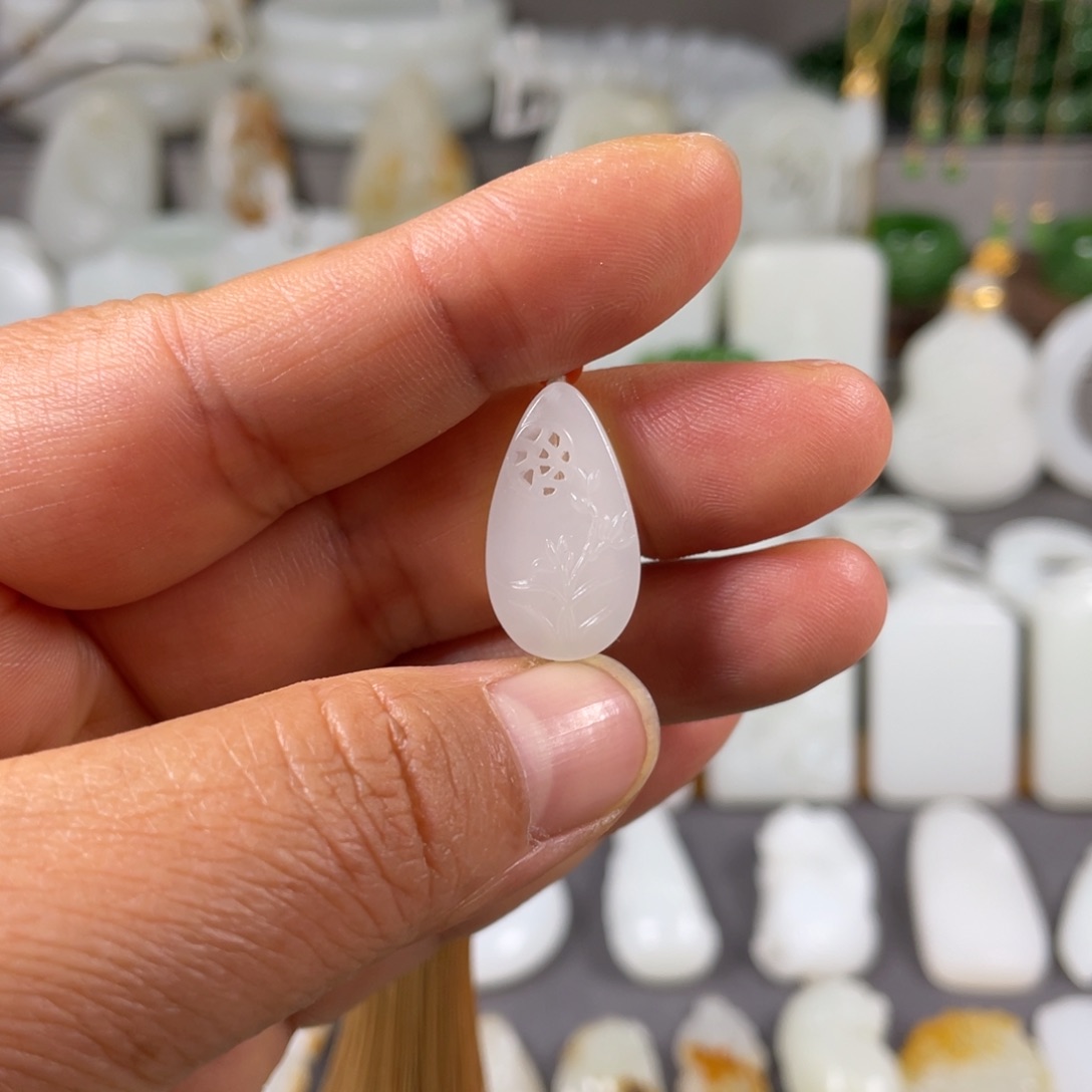 和田玉颈饰未镶嵌王*玮