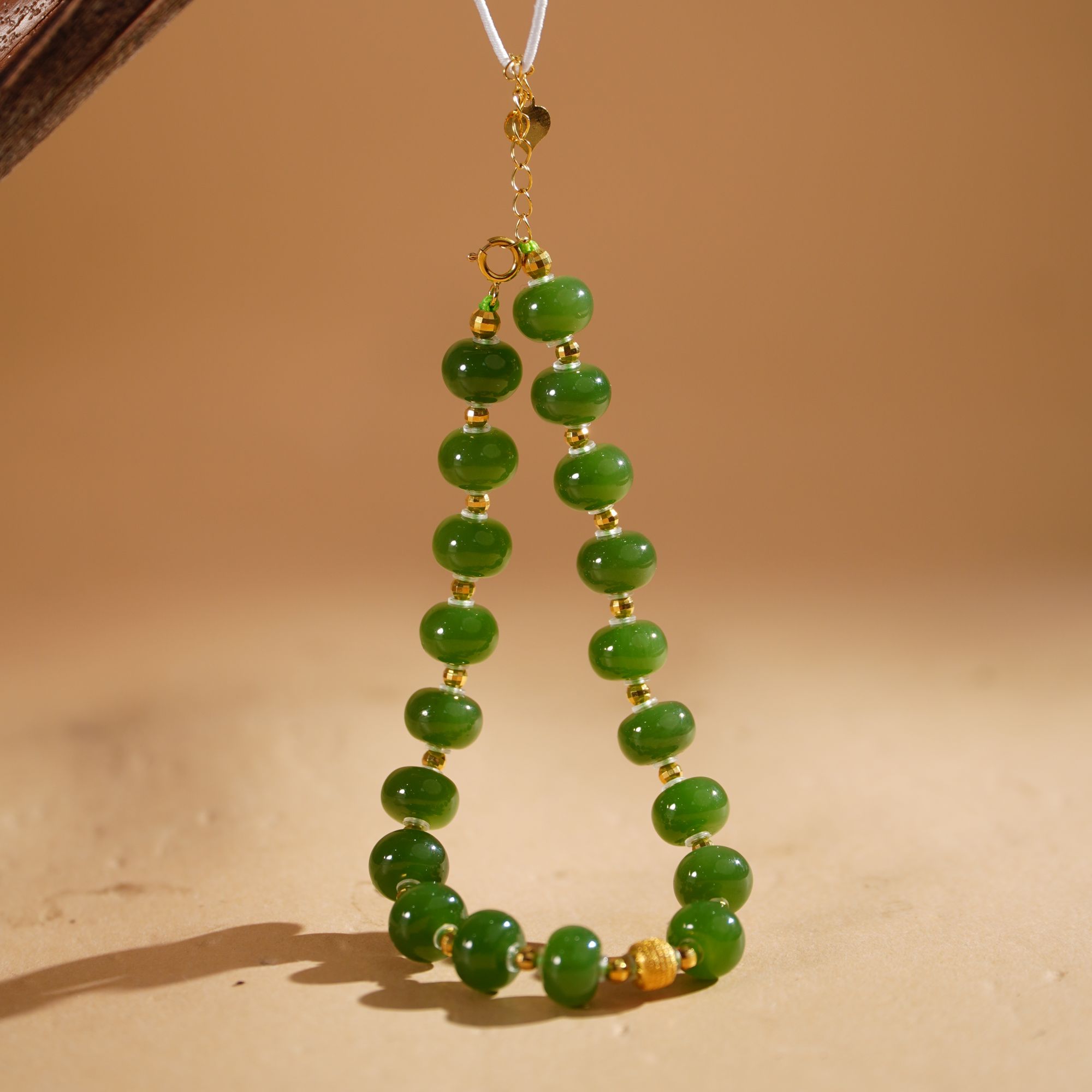 HT130058和田玉碧玉设计款手串