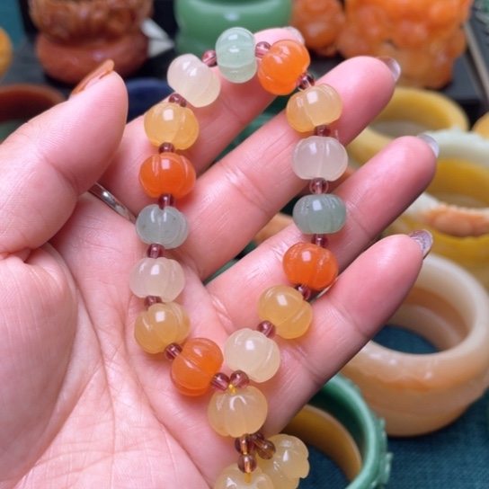 【闪购商品】石英质玉手镯未镶嵌