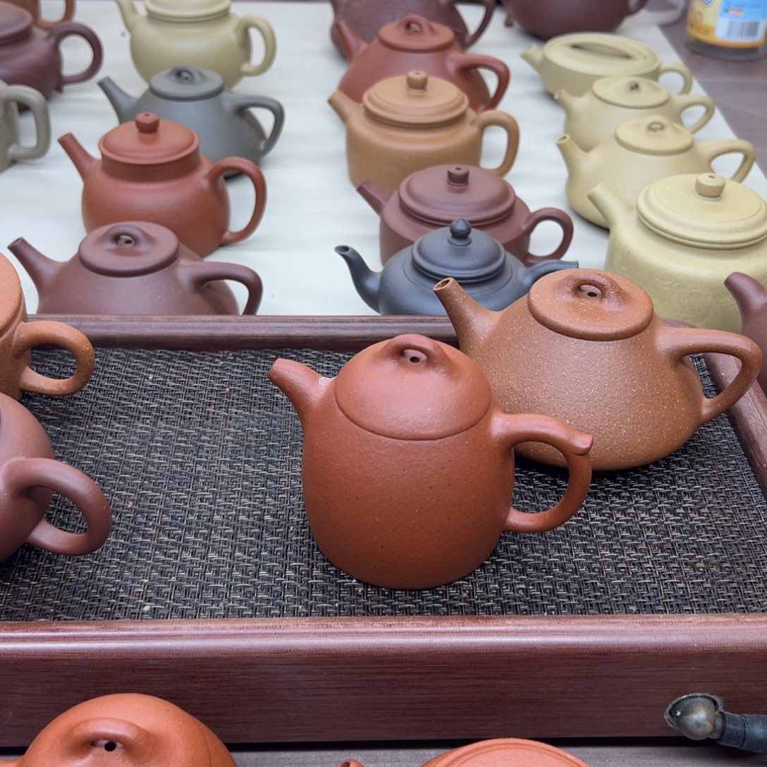 托***ヨ茶壶紫砂秦权微瑕150cccc