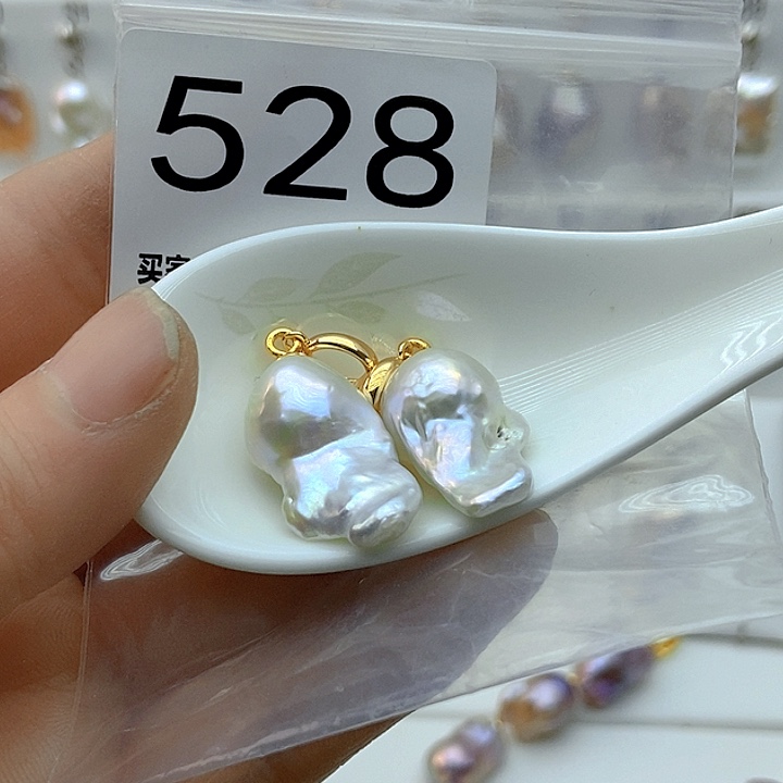 淡水珍珠颈饰未镶嵌