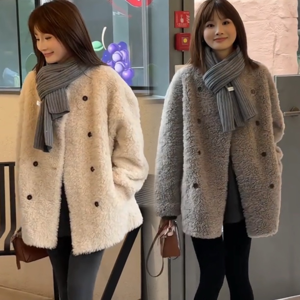 宽松时尚加厚皮毛一体外套女2025冬新款小个子保暖双排扣毛毛大衣