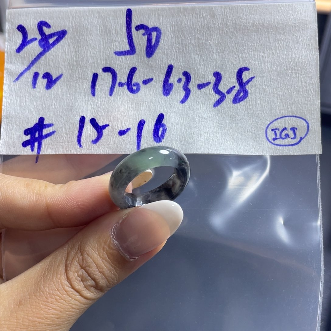 未镶嵌定制翡翠翡翠戒圈