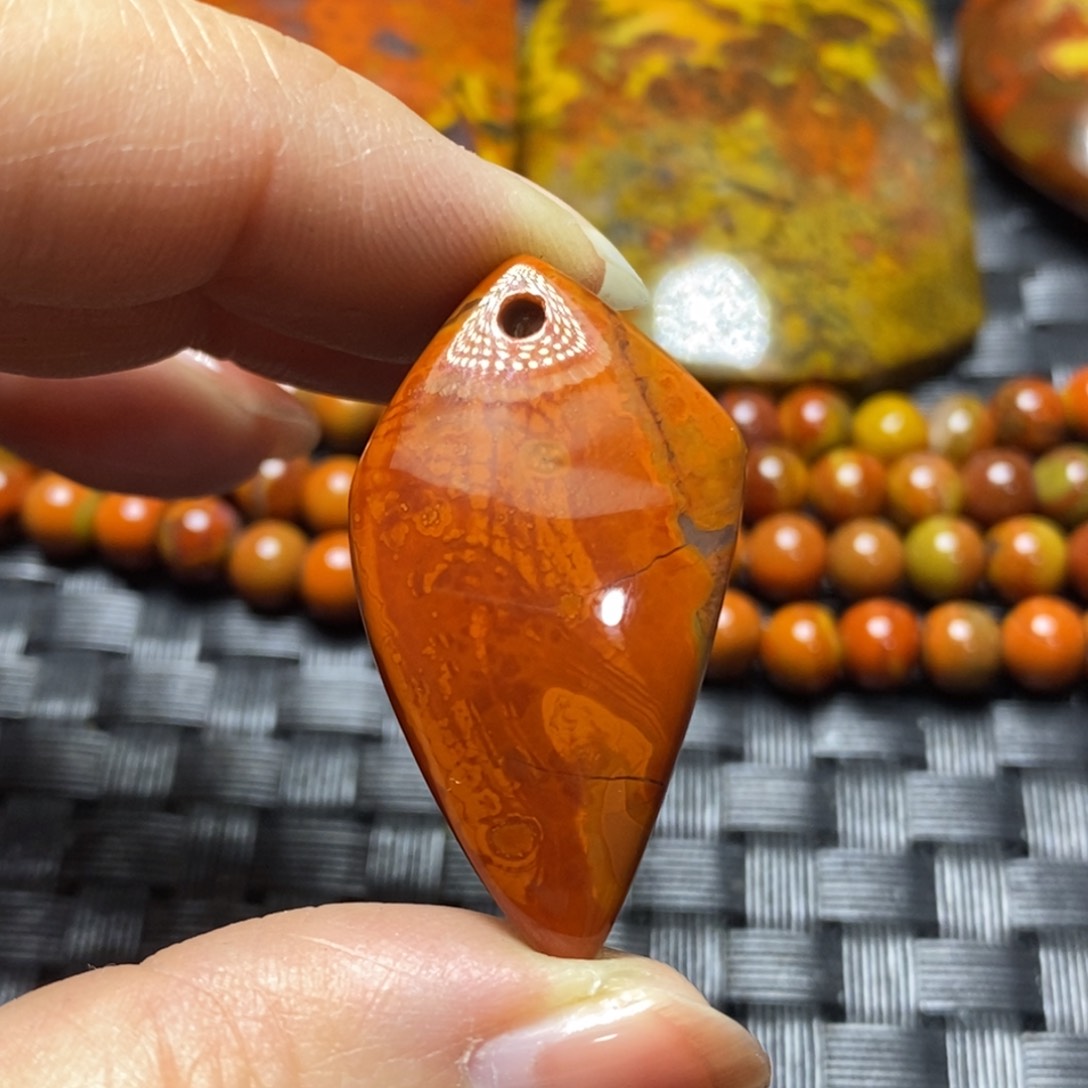 玛瑙/玉髓挂件未镶嵌