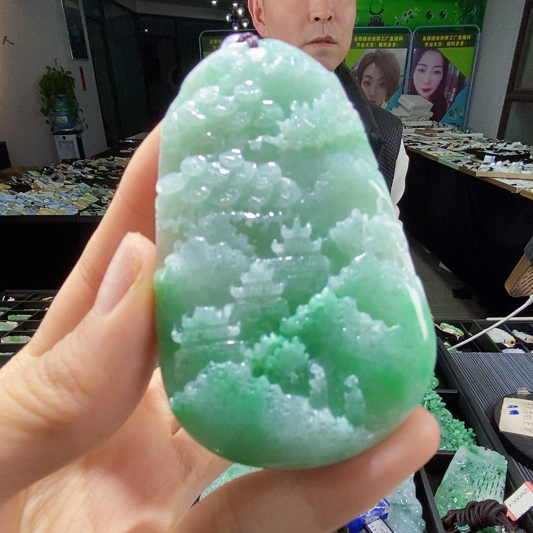 颈饰未镶嵌翡翠翡翠