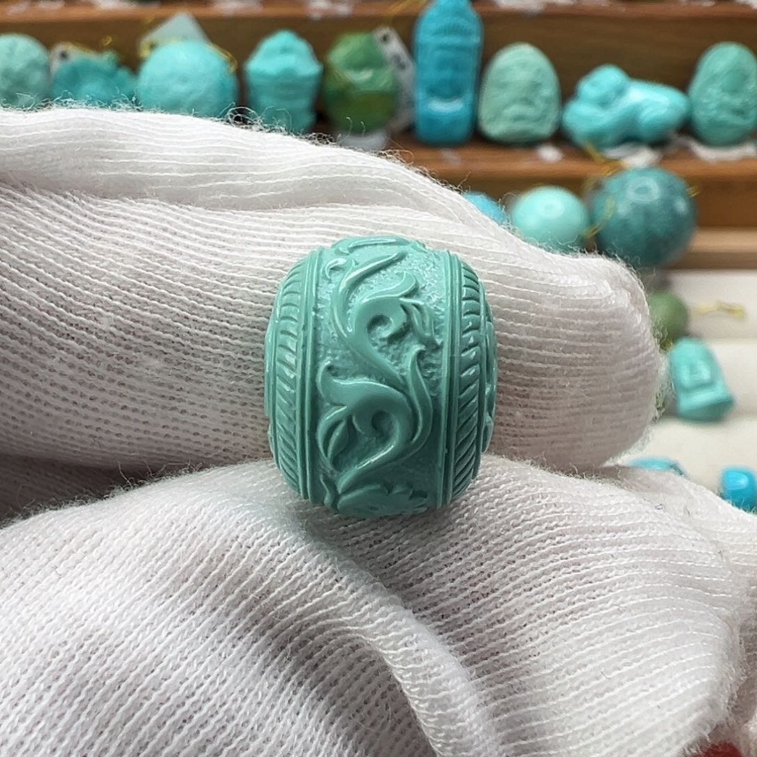 绿松石配饰未镶嵌