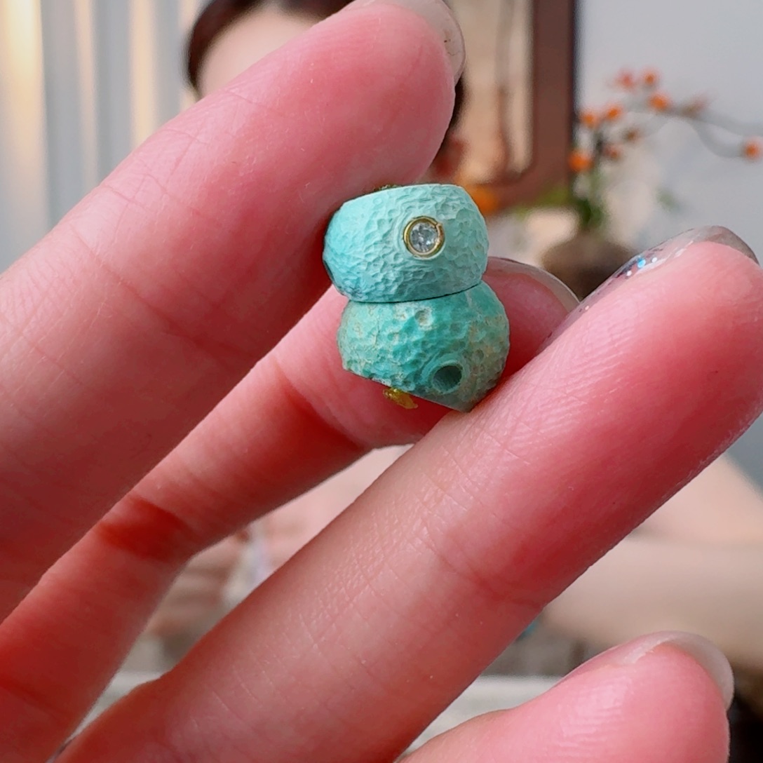 未镶嵌绿松石珠宝奇石