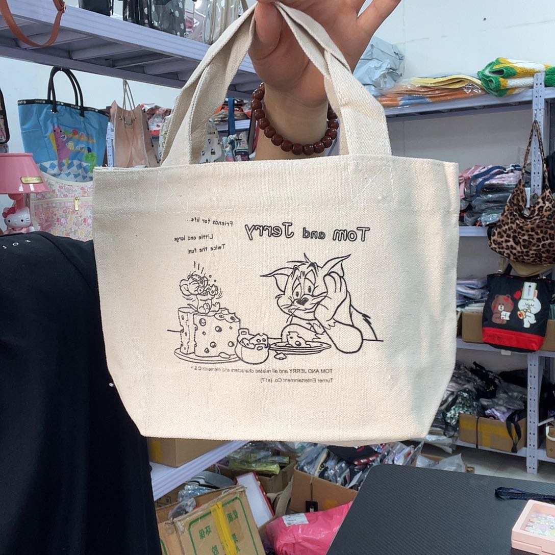PU化妆包等产品和产品