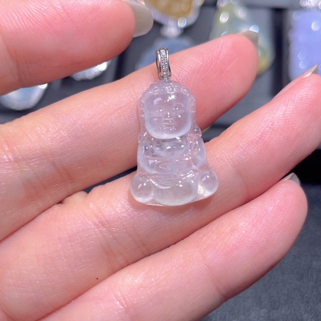 颈饰18K金镶嵌翡翠翡翠