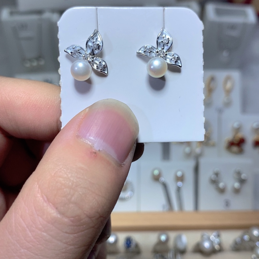 耳饰银S925镶嵌淡水珍珠