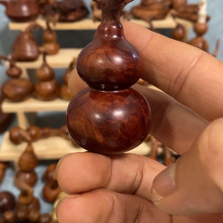 木焰*小叶紫檀手工雕刻葫芦