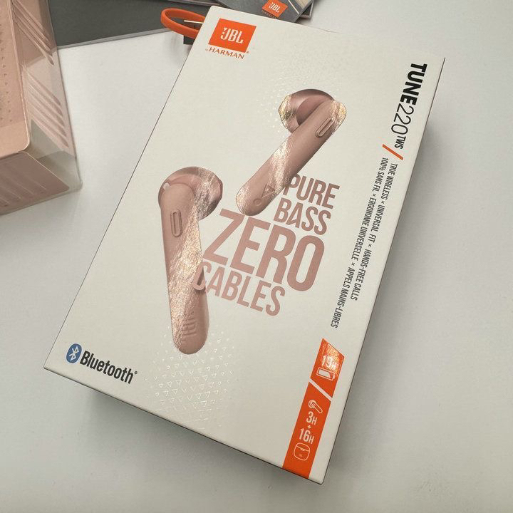 9新 JBL TUNE 220TWS真无线蓝牙耳机重低音专属音乐耳机