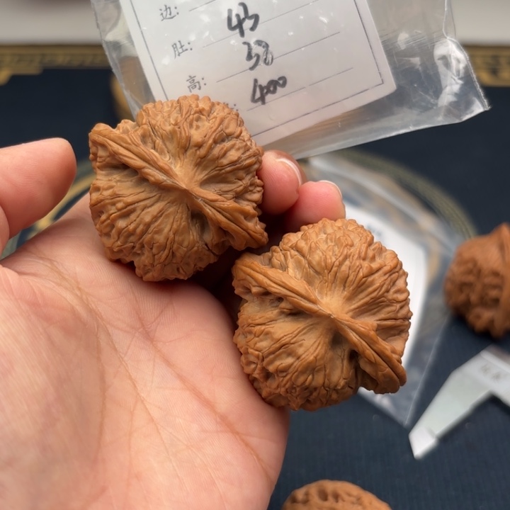 文玩核桃把件马老四22