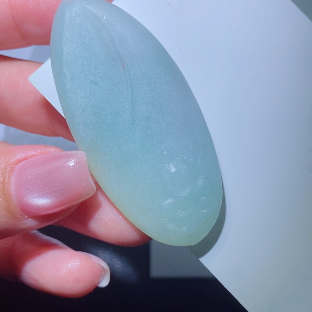 未镶嵌吊坠定制翡翠