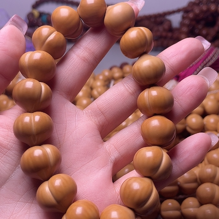 猴头核桃手串17尺寸镜面柯基屁桃手持全品无暇