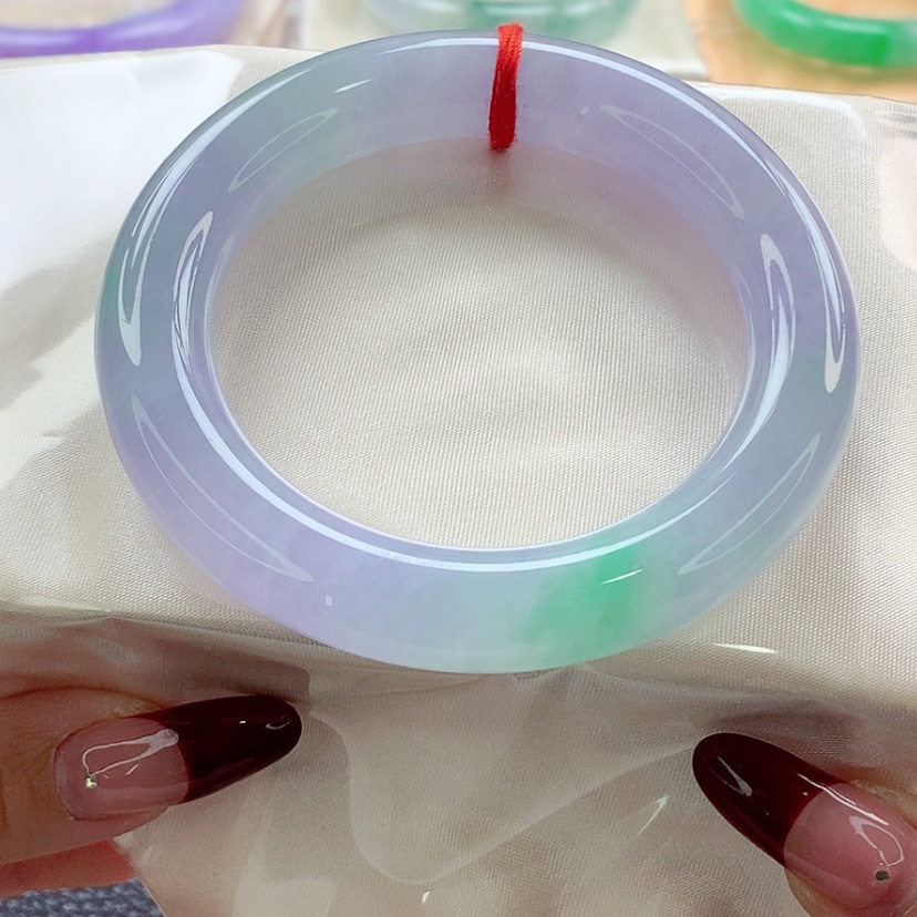 【闪购商品】翡翠手镯未镶嵌55.7 绝美！冰春彩 灵