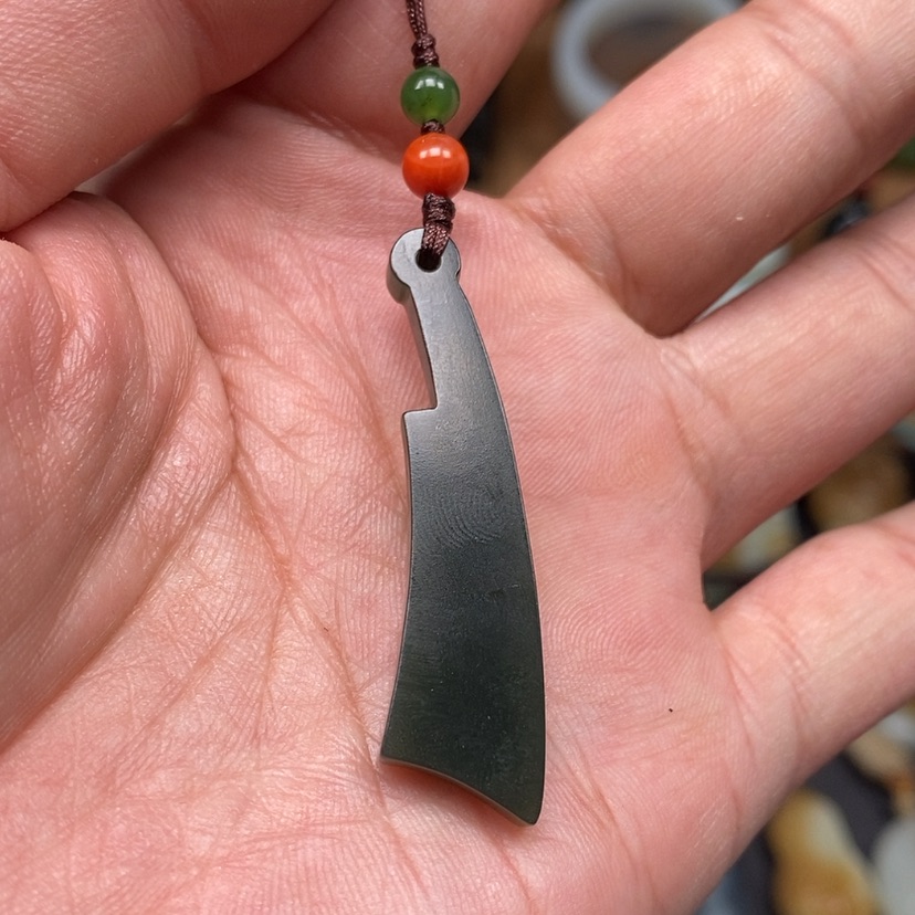 【闪购商品】颈饰未镶嵌和田玉（糖玉）