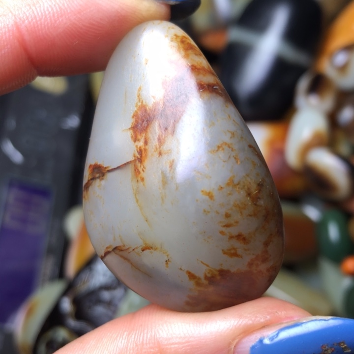 和田玉未镶嵌珠宝奇石