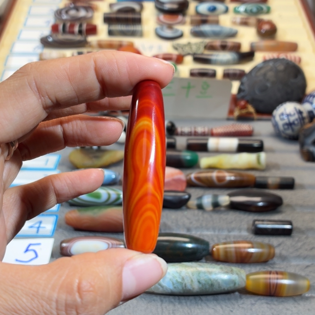 丁***当玛瑙/玉髓合金颈饰