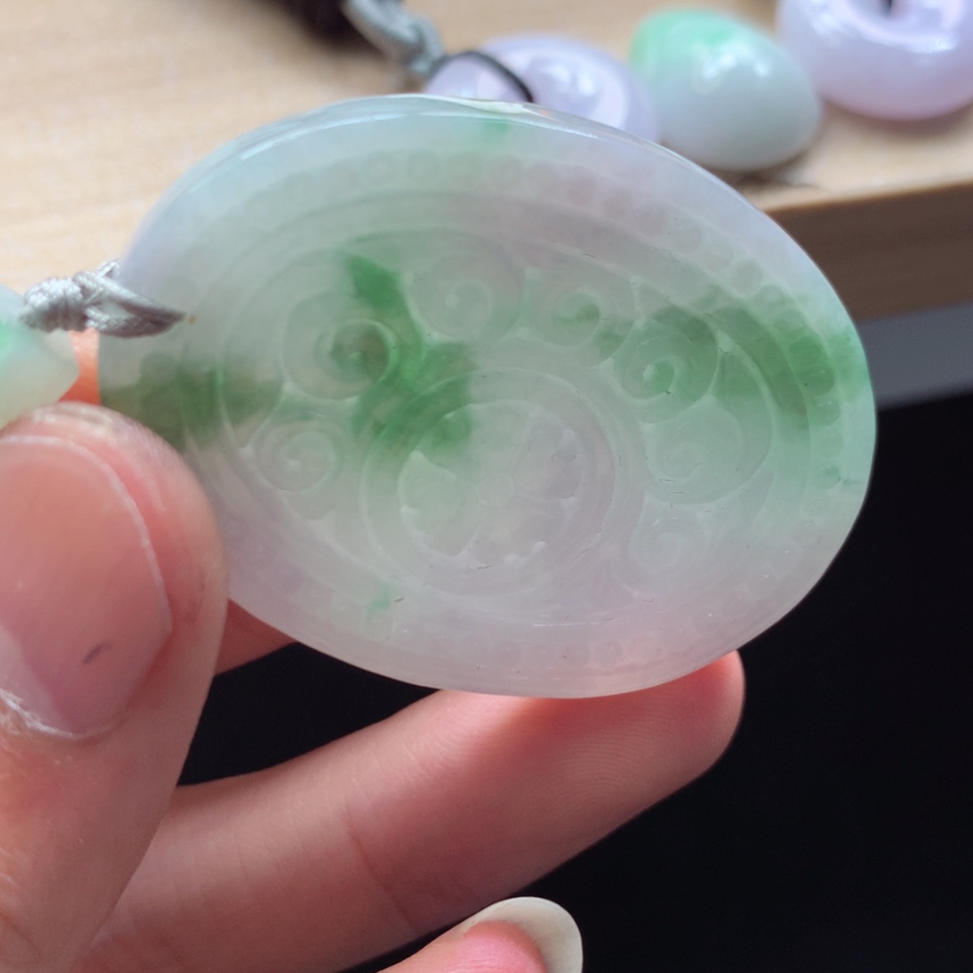 颈饰未镶嵌翡翠吊坠