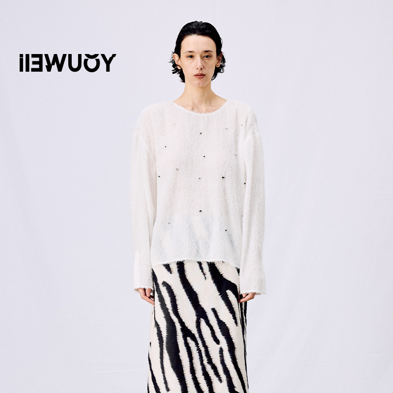 有尾YOUWEI 绒毛感手工钉珠上衣 Y1625111