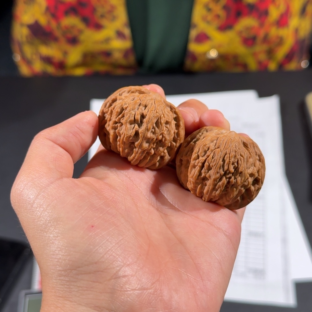 文玩核桃把件425号全品磨盘37-38mm