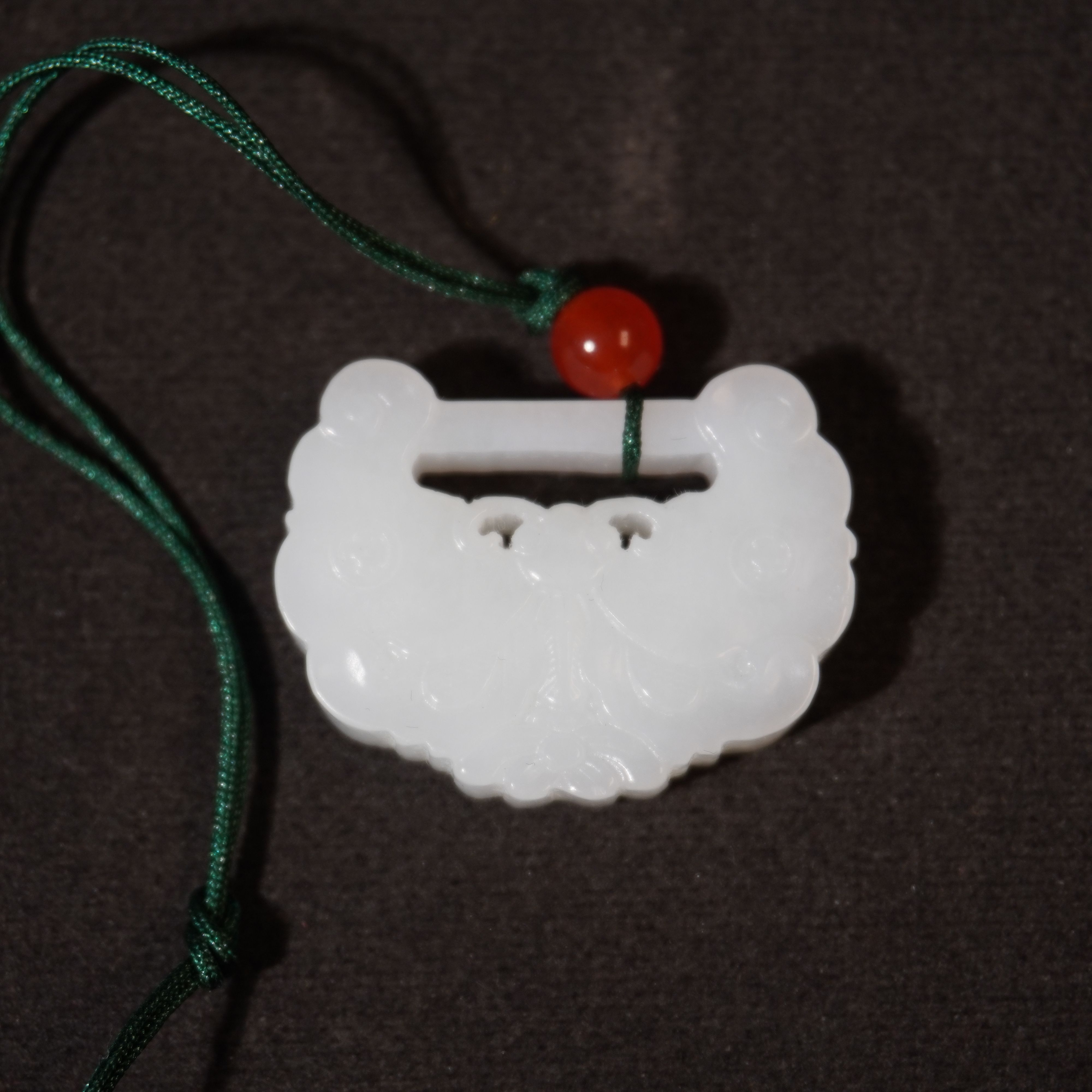 9SE165 清  和田玉平安锁吊坠