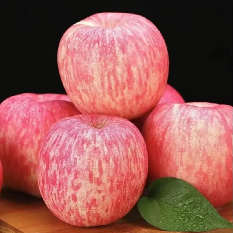 山东红富士苹果脆甜多汁新鲜水果产地直发
