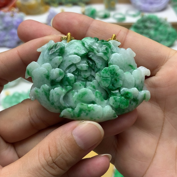 颈饰未镶嵌翡翠翡翠