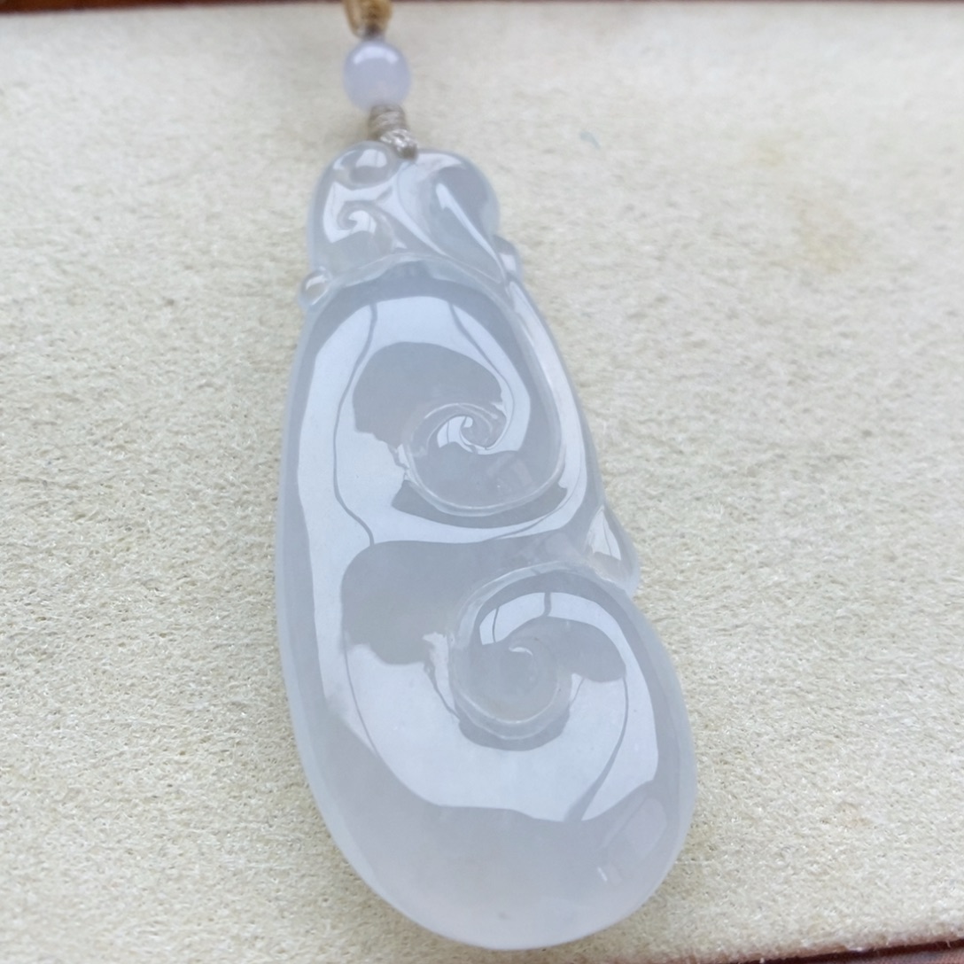 翡翠未镶嵌颈饰吊坠