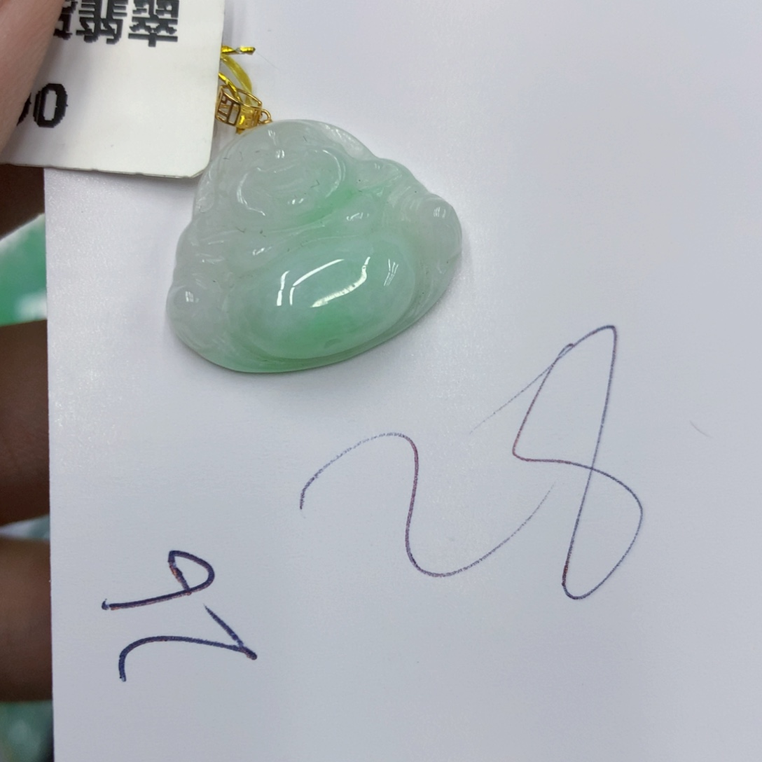 翡翠颈饰18K金镶嵌翡翠