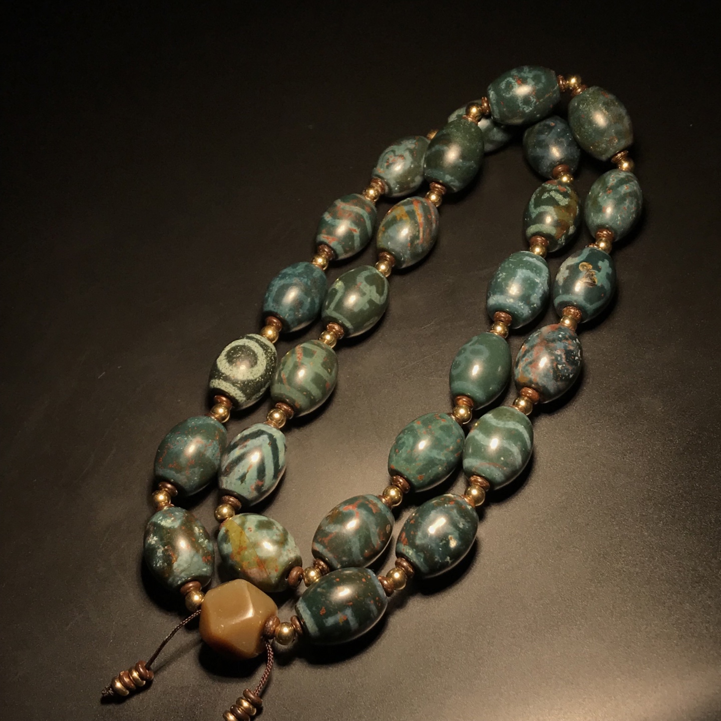 精品老玛瑙项链吊坠