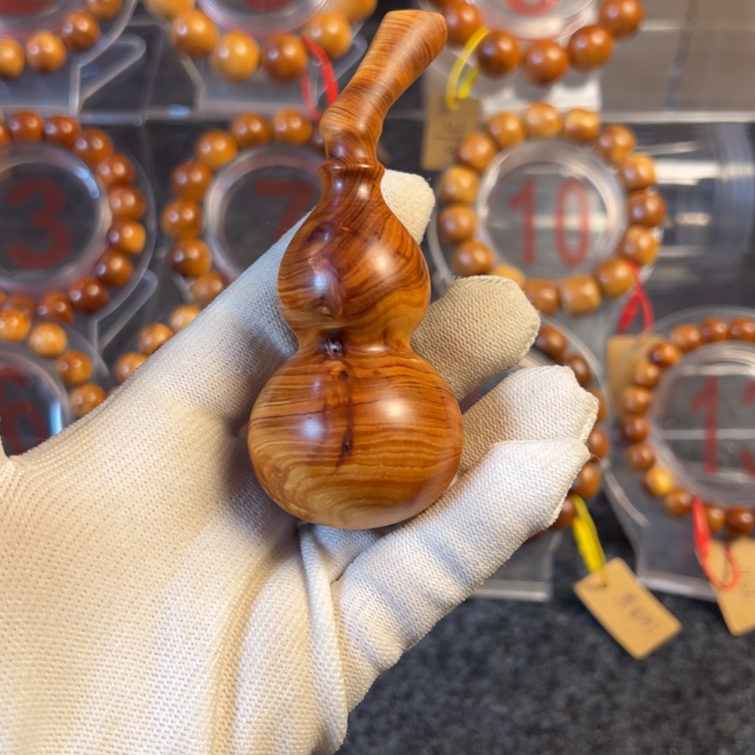 柏木太行崖柏把件