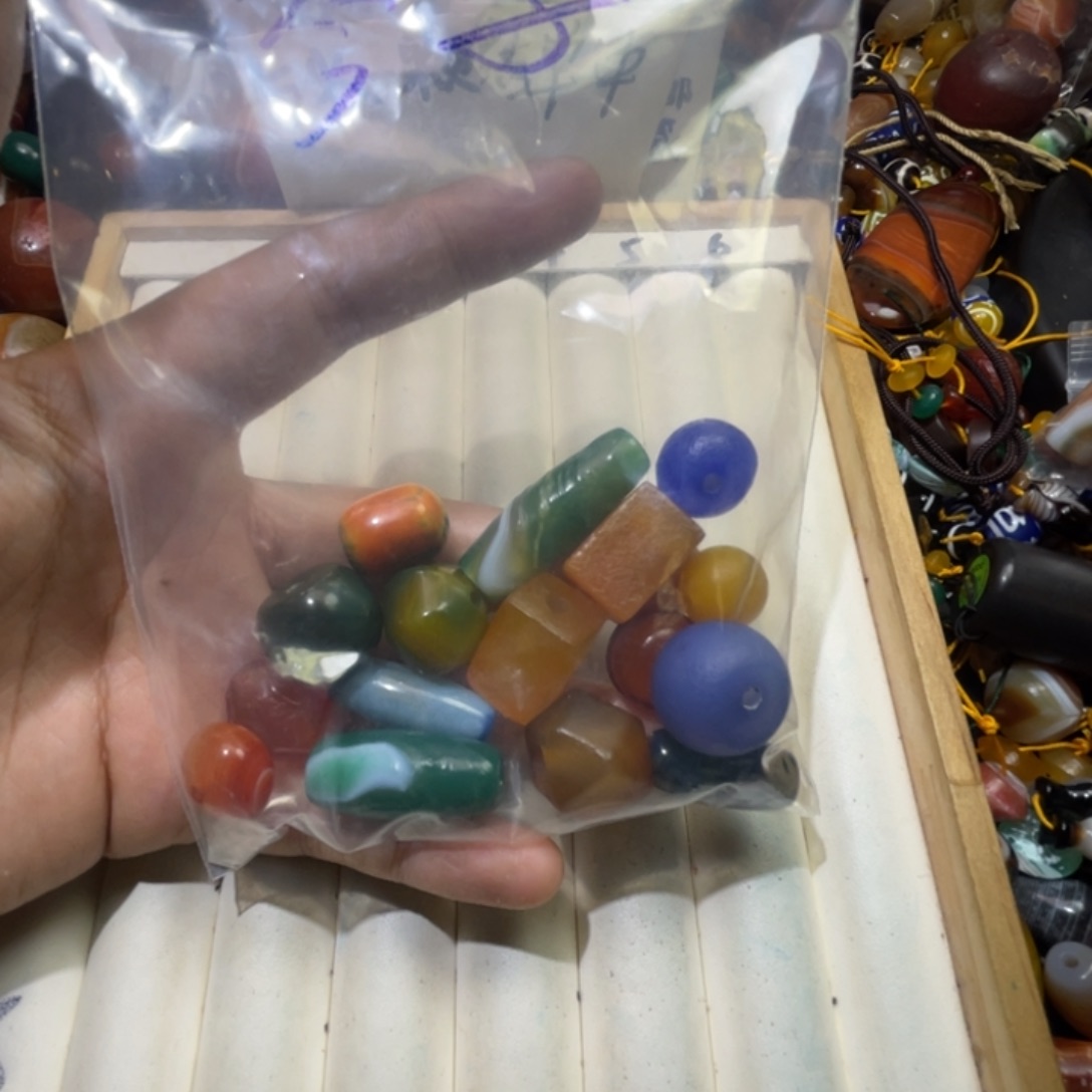琴***子玛瑙/玉髓未镶嵌珠宝半成品