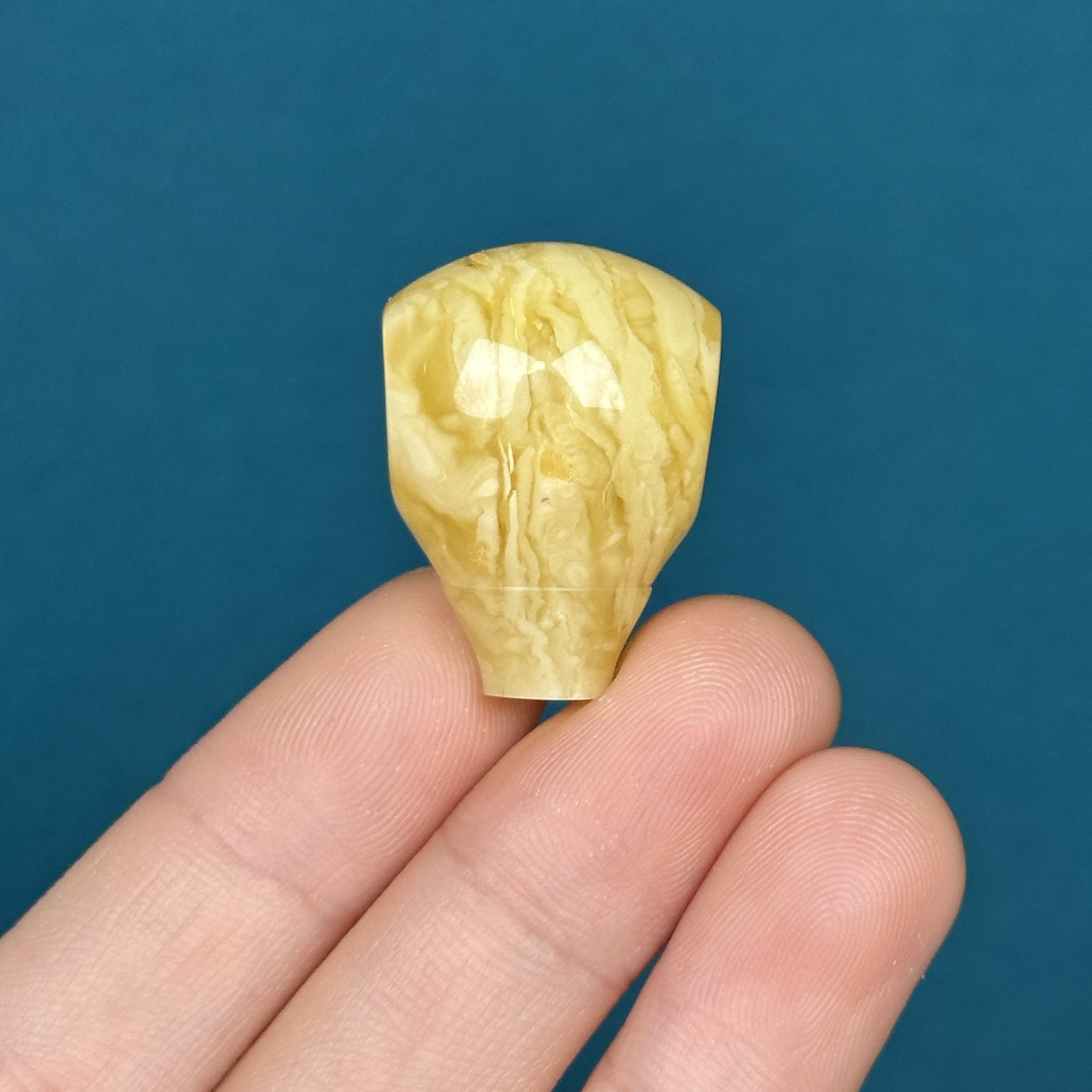 Z74-33天然原矿蜜蜡 满蜡鸡油黄三通19.2*26*17mm 支持鉴定 假一