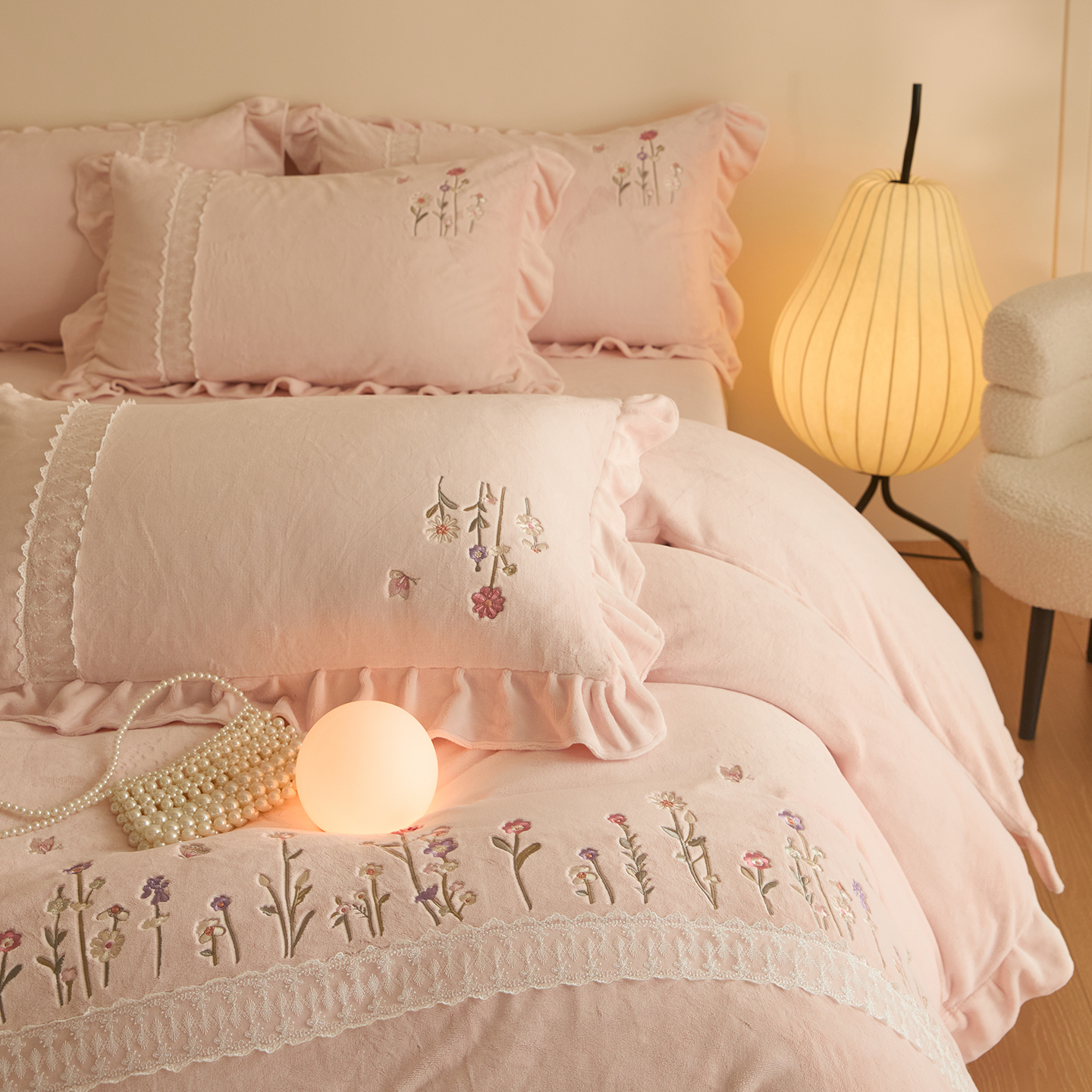 高端全消光公主风刺绣小清新甜美韩系加厚保暖牛奶绒双面绒四件套