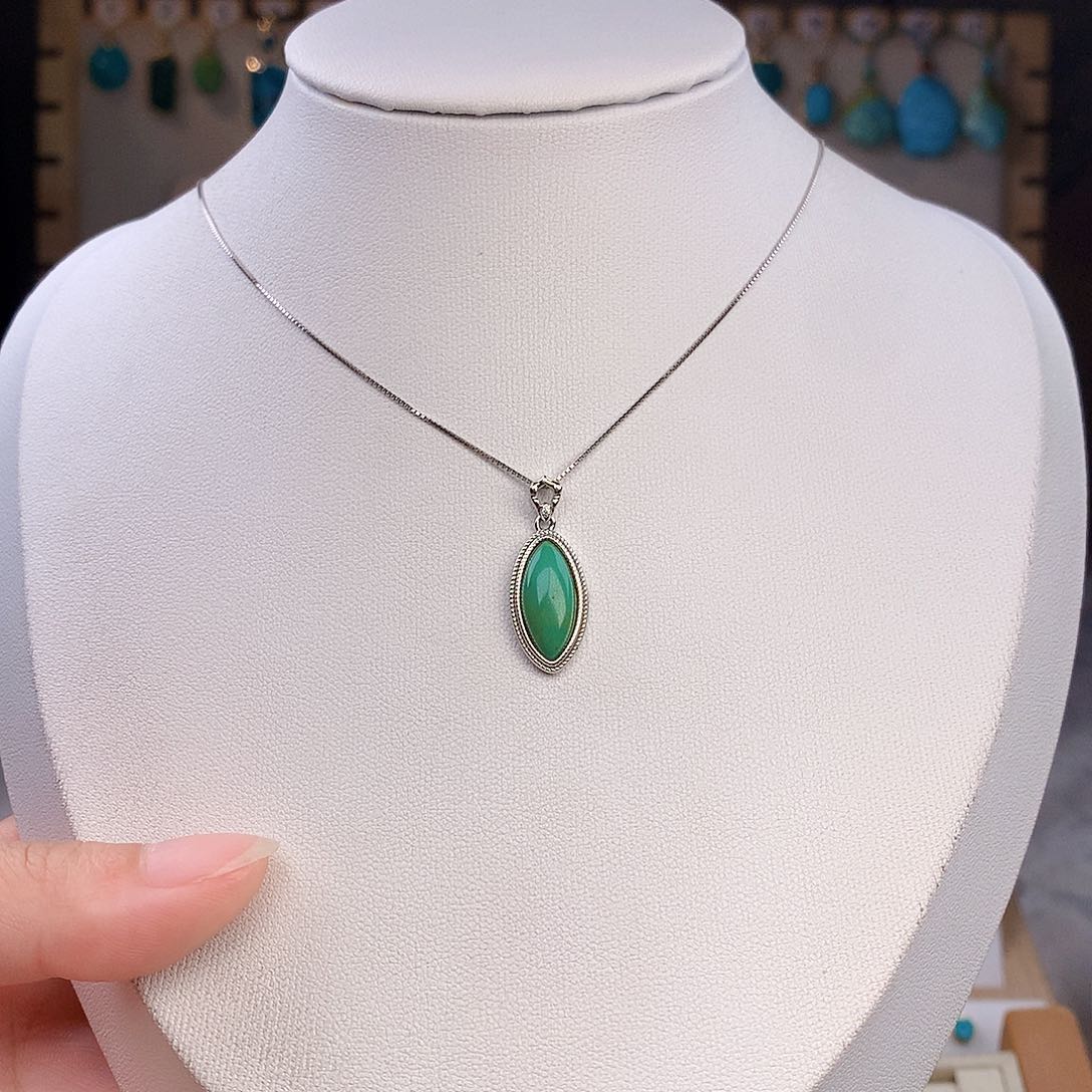 绿松石银S925镶嵌颈饰