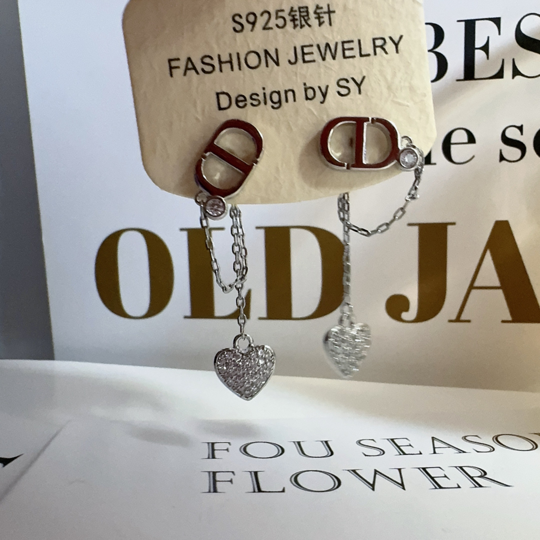 铜合金锆石耳饰 4379 猪鼻子爱心耳环